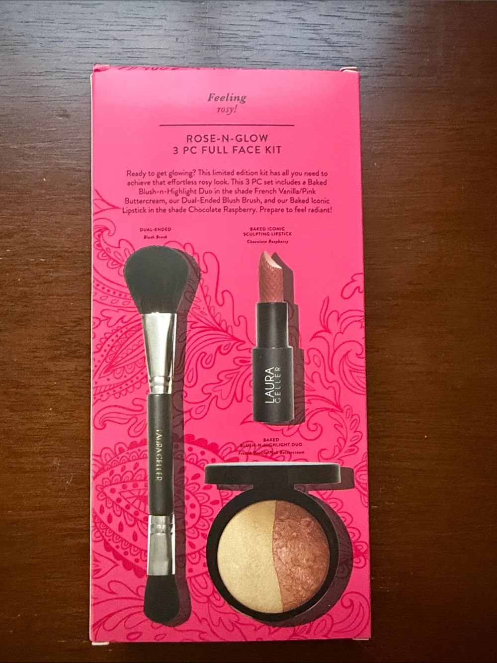 Laura Geller compact piece